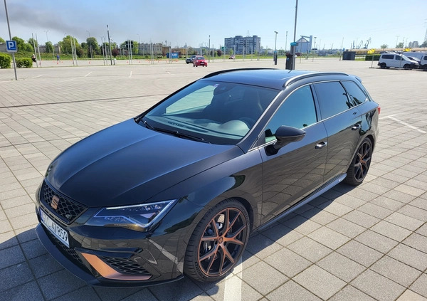 Seat Leon cena 146900 przebieg: 69000, rok produkcji 2019 z Gdańsk małe 92